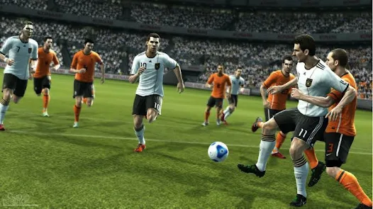 تحميل لعبة Real Soccer 2012 للاندرويد والايفون اخر اصدار مجانا