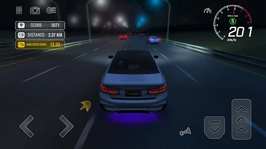 تحميل لعبة Traffic Racer Pro مهكرة للاندرويد والايفون 2024 اخر اصدار مجانا